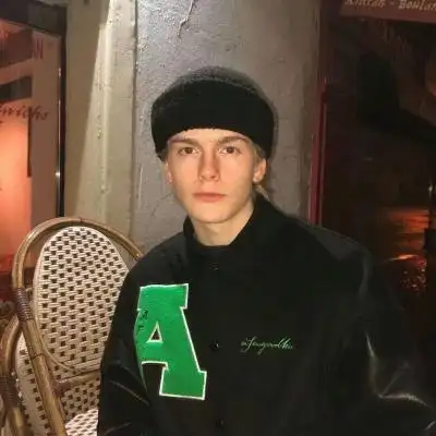 45ux@Riley